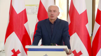 მაინტერესებს ჰერჩინსკის პასუხი, რომელს დაუჯეროს "ნაცმოძრაობის" ამომრჩეველმა,სააკაშვილ ორიგინალს თუ ავატარ სააკაშვილს - გურამ მაჭარაშვილი