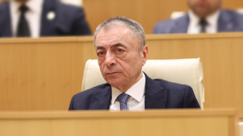 მიგრაციის პოლიტიკის არქონის ან ძალიან მცდარი მიგრაციული პოლიტიკის გამო, ისეთ ზღვარზე მივიდნენ, რომ ვეღარ აკონტროლებენ მას - თენგიზ შარმანაშვილი მაკრონისა და მერცის შესახებ