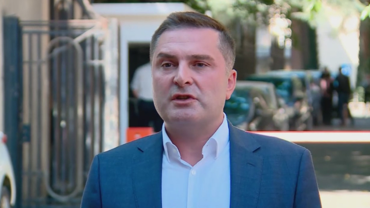 ჩამორთმეულია უძრავი ქონება, როგორც საქართველოში, ასევე საზღვარგარეთ, ასევე, დანიშნულია დამატებითი სასჯელის სახით ჯარიმა - ადვოკატი ჯუანშერ ბურჭულაძის და ვასილ მხეიძის საპროცესო შეთანხმებაზე