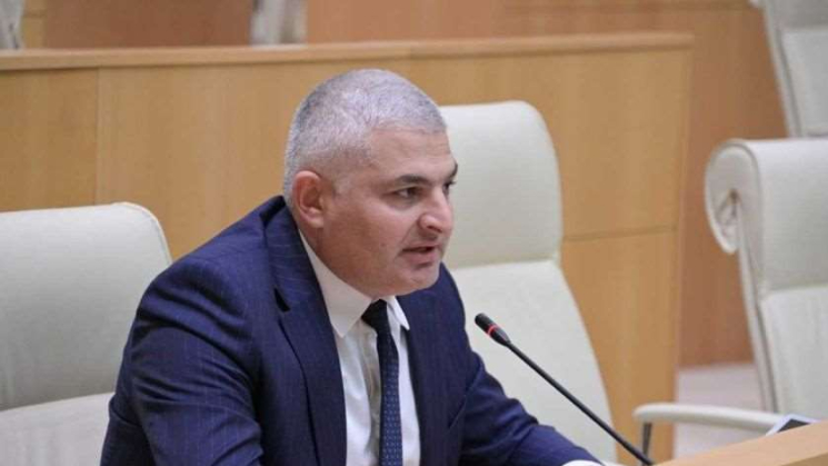 "როცა ადამიანს ცილს სწამებ და ასეთ სიბინძურეში ბრალს დებ, ბუნებრივია, ვალდებული ხარ, რომ კანონის წინაშე აგო პასუხი" - გიორგი სოსიაშვილი ბერა ივანიშვილის სარჩელის შესახებ