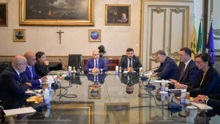 დავით სონღულაშვილი იტალიის აგროსასურსათო სექტორის წარმომადგენლებს შეხვდა | Rustavi2